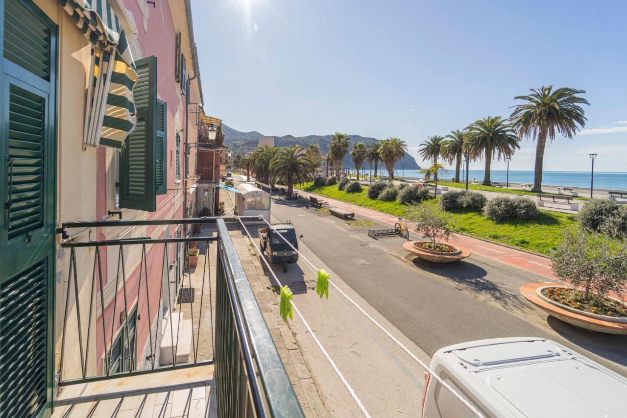 Appartement 105 - La Casa Di Jacopo, Fronte E Vista Mare In Centro A Riva Trigoso, 20 Metri Dalla Spiaggia à Sestri Levante Extérieur photo