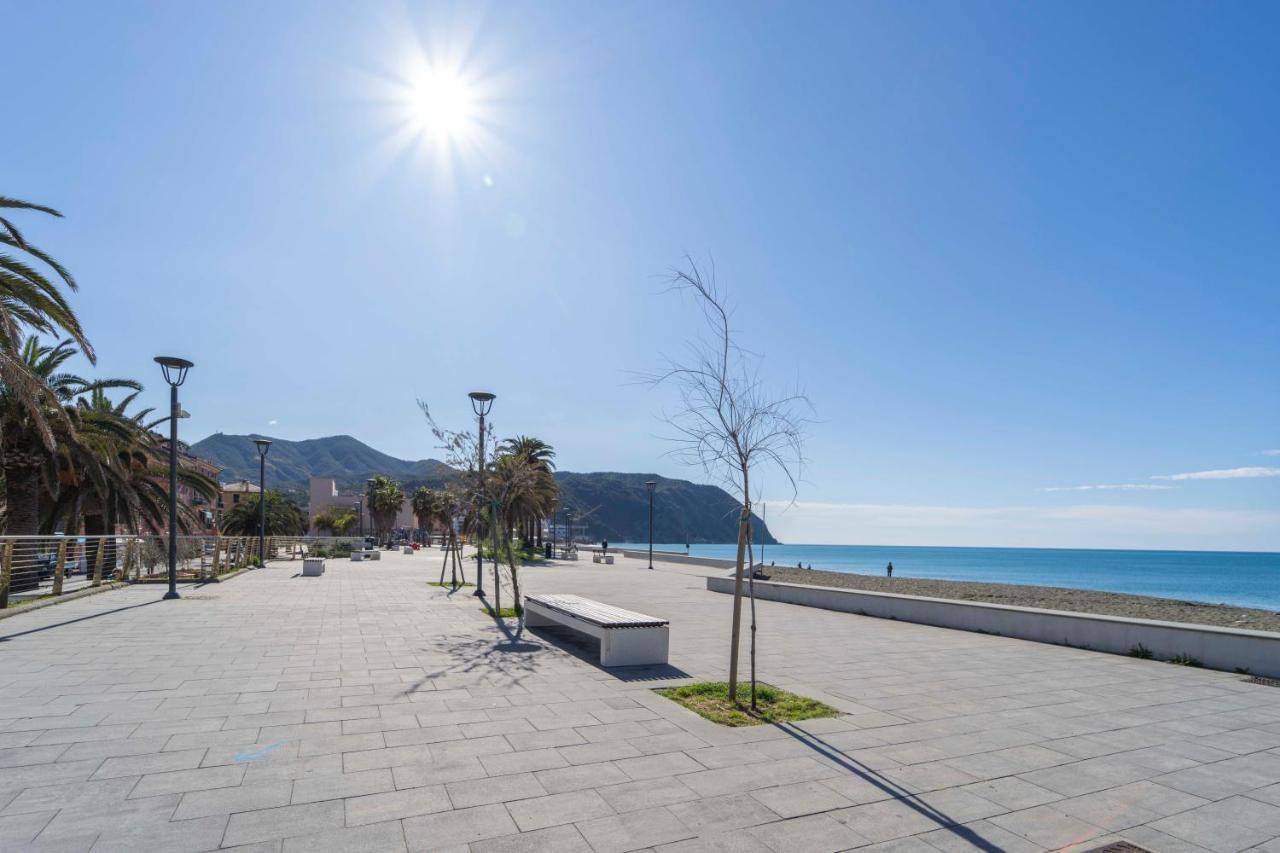 Appartement 105 - La Casa Di Jacopo, Fronte E Vista Mare In Centro A Riva Trigoso, 20 Metri Dalla Spiaggia à Sestri Levante Extérieur photo